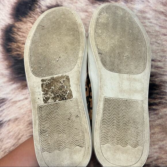 Steve Madden Safary Leopard Print Slip On Sneaker Size 8.5 - Picture 7 of 9